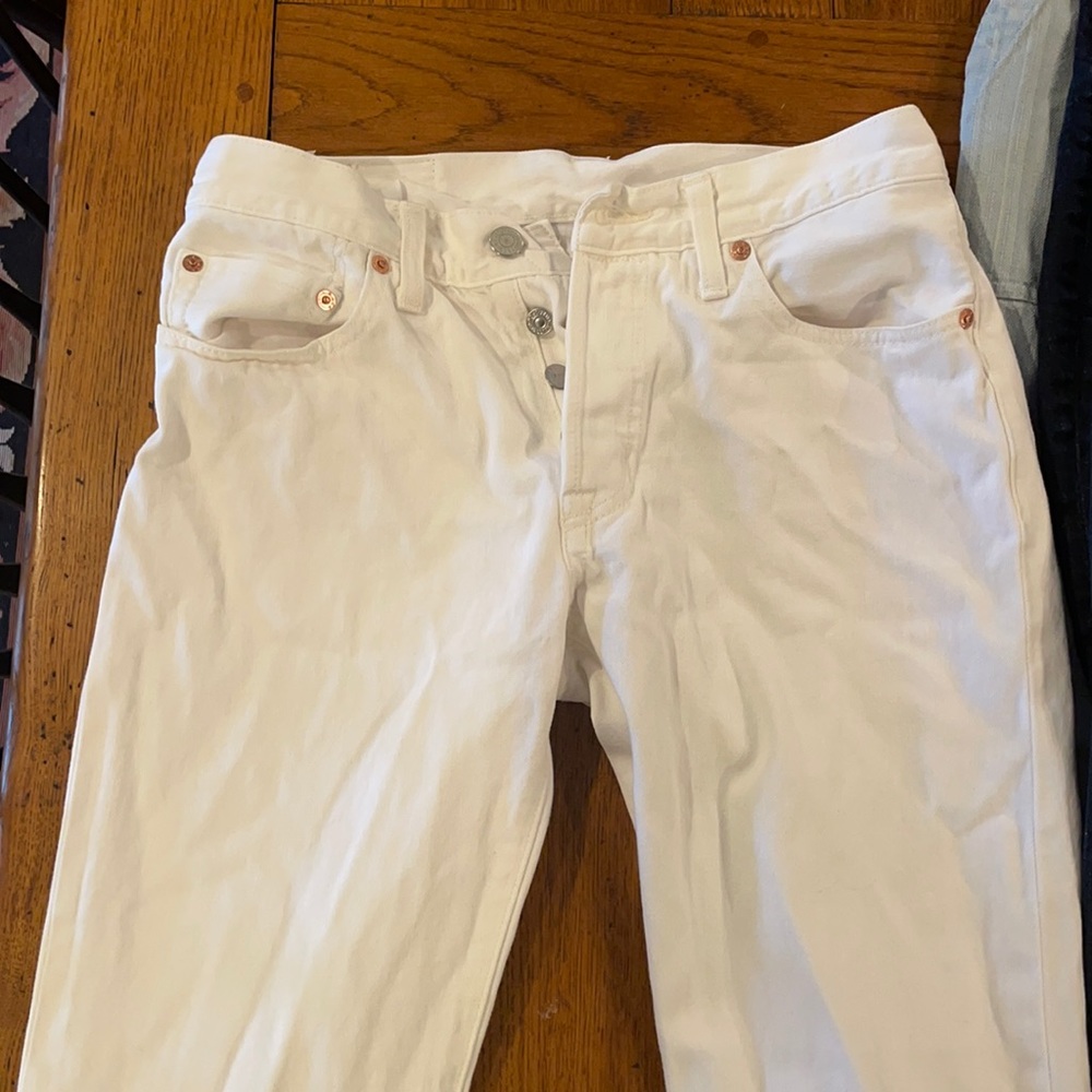 White Levi Jeans size 27